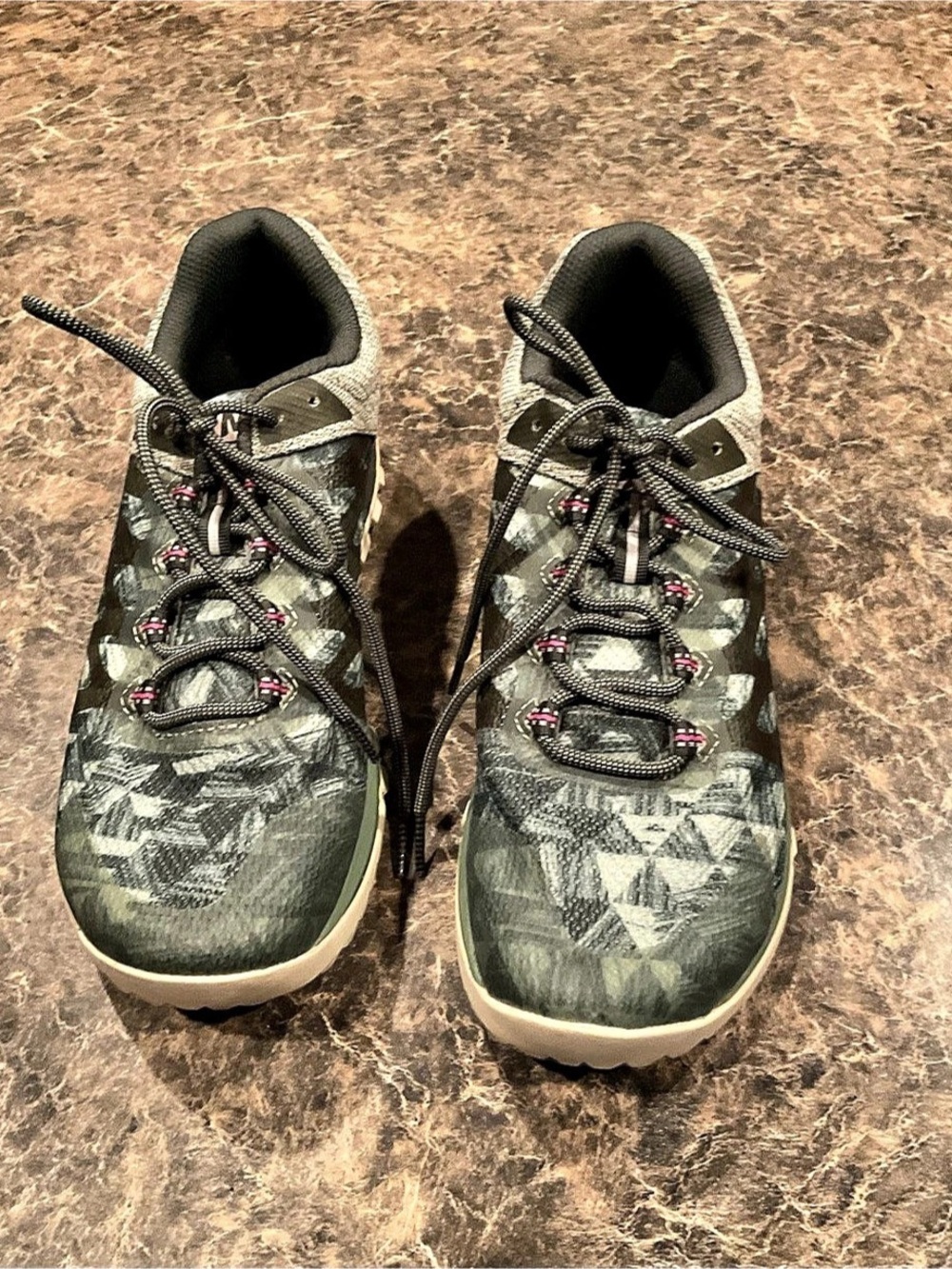 Merrell Antora 2 Print Geometric Athletic Shoes US 10 womens